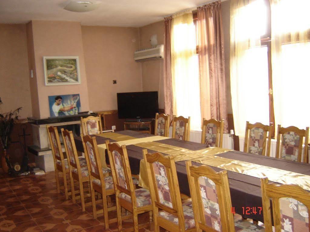 Kanclera Hotel Kaspichan Bagian luar foto