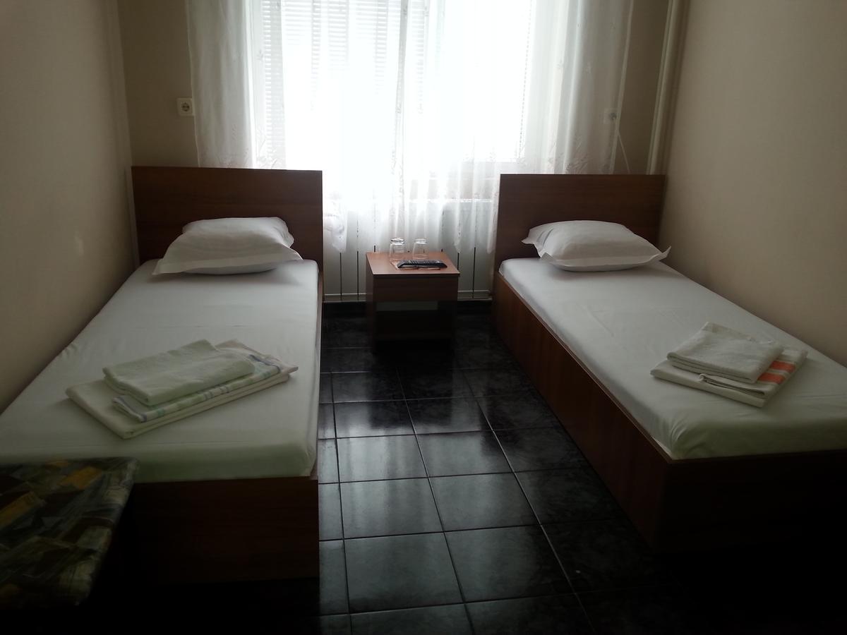 Kanclera Hotel Kaspichan Bagian luar foto